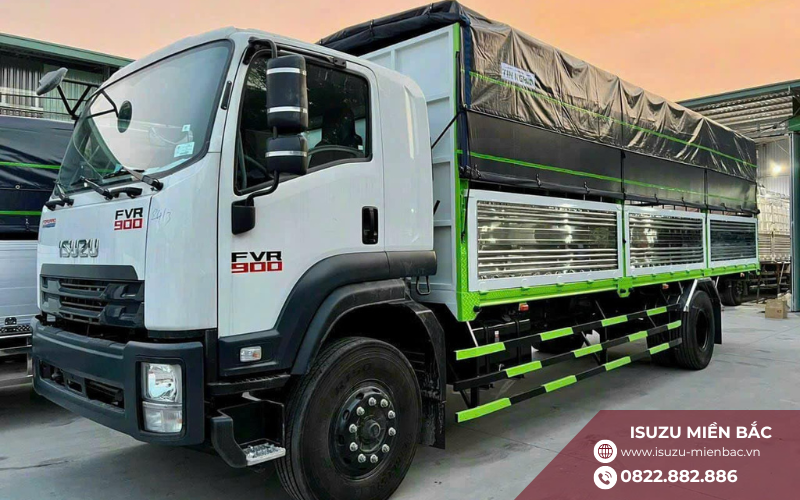 Giới thiệu về xe tải Isuzu FVR 900 thùng bạt 8 tấn thùng 9.6m