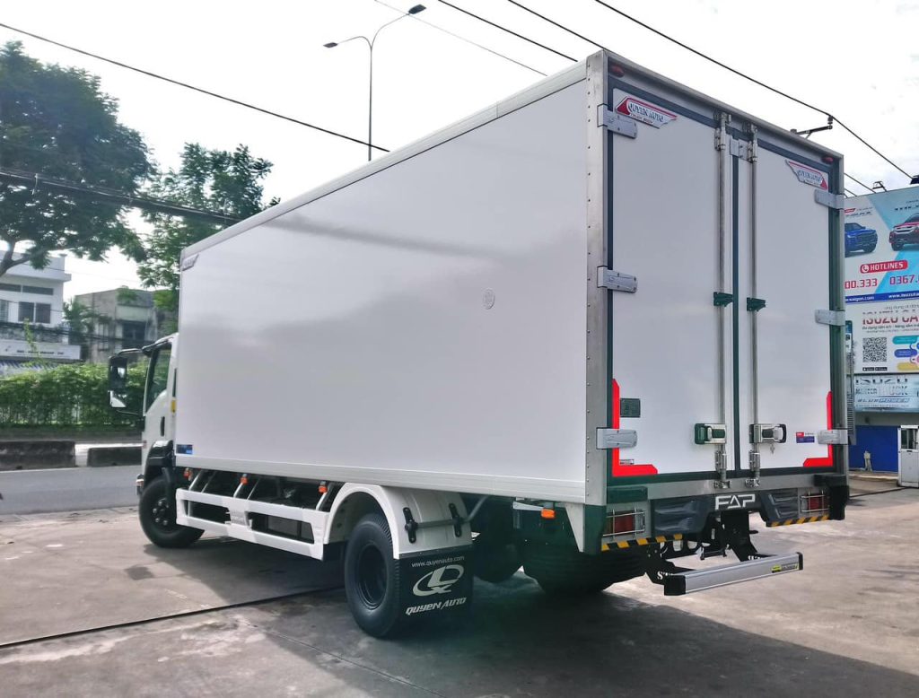 ISUZU FRR650 đông lạnh