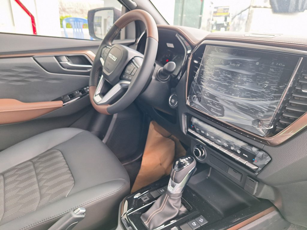 ISUZU Dmax 2025